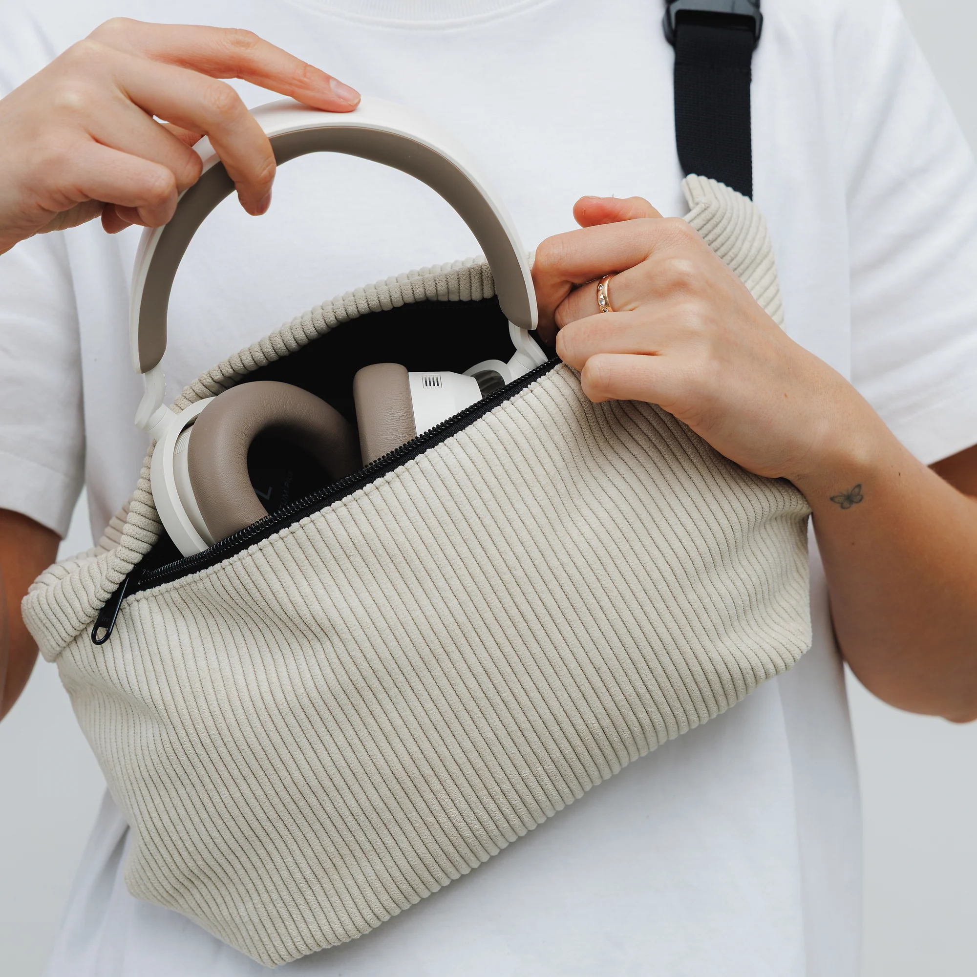 Bauchtasche Groß Eckig Cord - Image 19